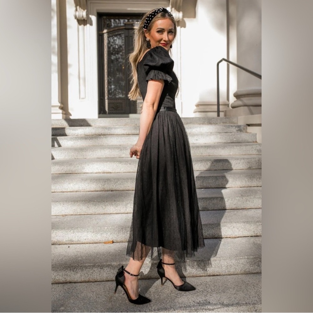 Ivy City Co. Ballerina Tulle Puff Sleeve Formal Midi Dress in Black - Picture 2 of 12